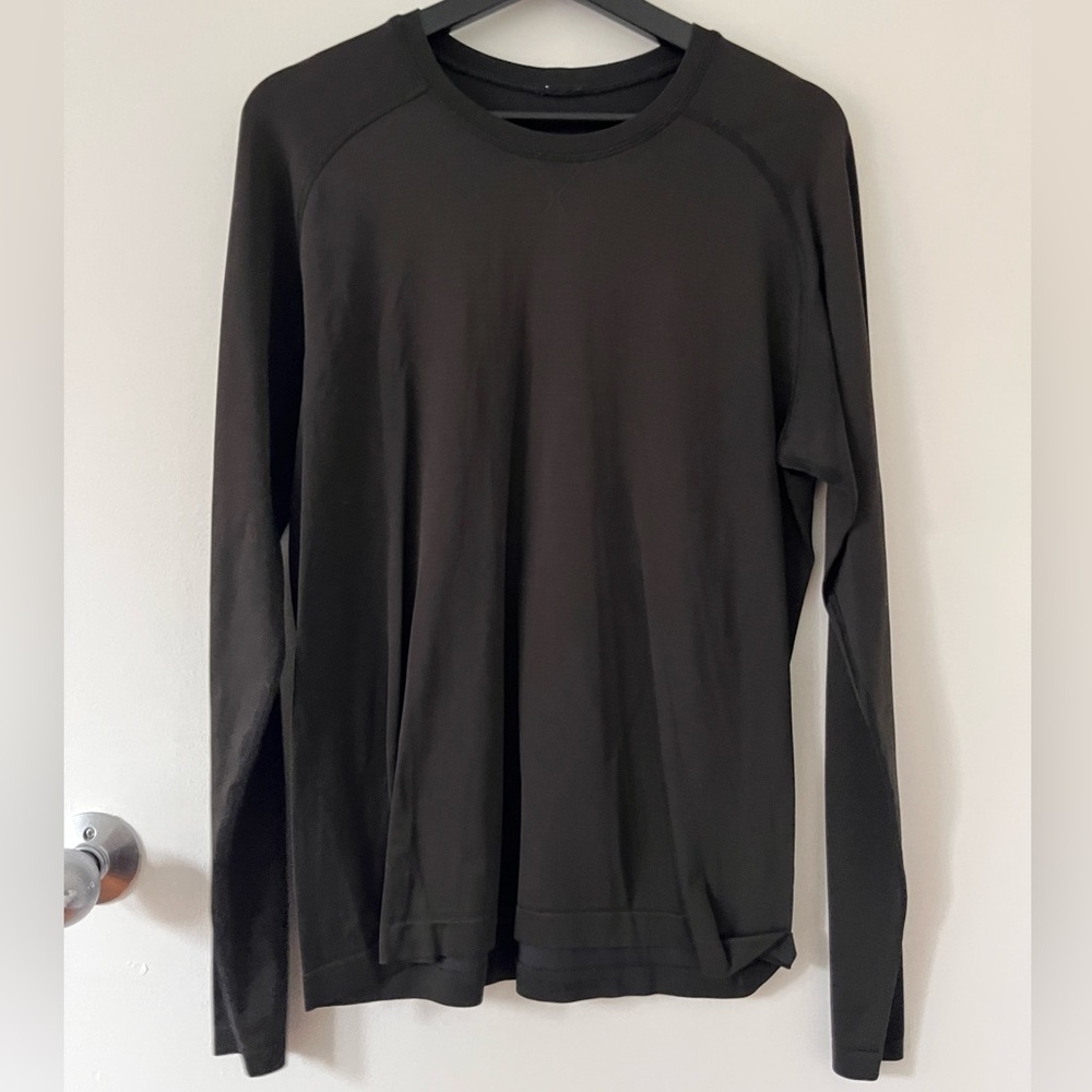Lululemon Metal Vent Tech Long Sleeve – Black – Men’s Medium